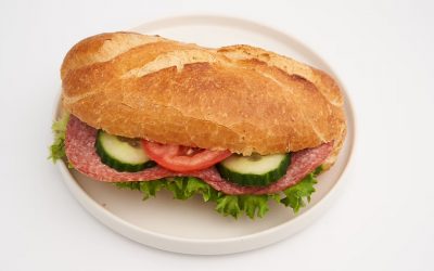 Baguette mit Salami Baguette mit Salami